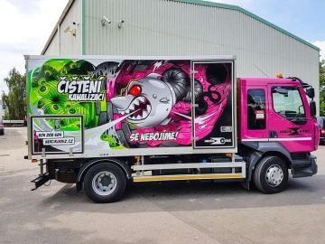 Vůz na čištění kanalizace a domovních odpadů