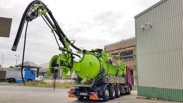 recyklační vůz Kroll na čištění kanalizace a sání kalů