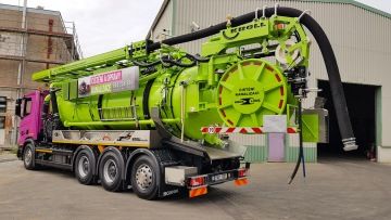 recyklační vůz Kroll na čištění kanalizace a sání kalů