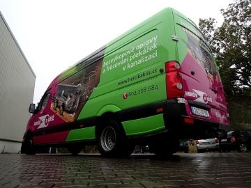 Vůz na frézování kanalizace