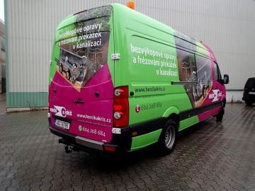 Vůz na frézování kanalizace