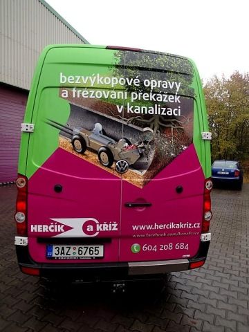 Vůz na frézování kanalizace