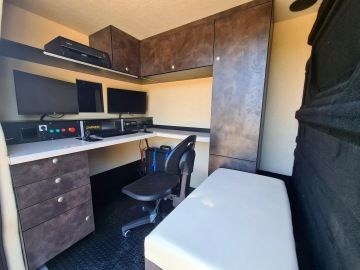 pracoviště operátora kamerového systému na kanalizace