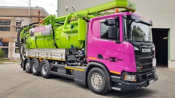 vysoce výkonný recyklační vůz Kroll na čištění a sání kalů z kanalizace