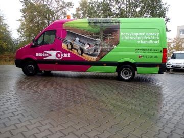 Vůz na frézování kanalizace